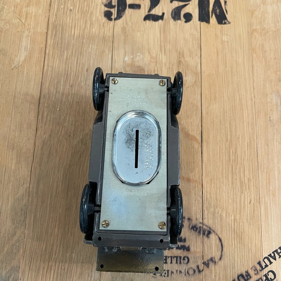 Vintage Advertising First Federal Savings of Detroit Metal Chevy Pick-Up Truck - Picture 10 of 11